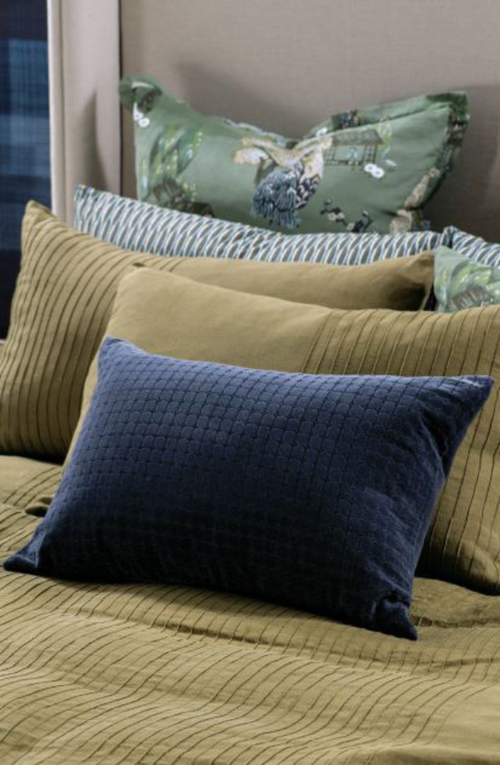 Bianca Lorenne - Petalo Comforter - Cushion - Indigo image 3